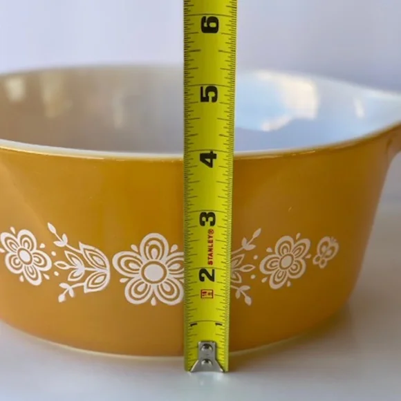 Vintage Pyrex Yellow Butterfly Gold 2.5 Quart # 475-B Casserole Dish - Picture 7 of 8